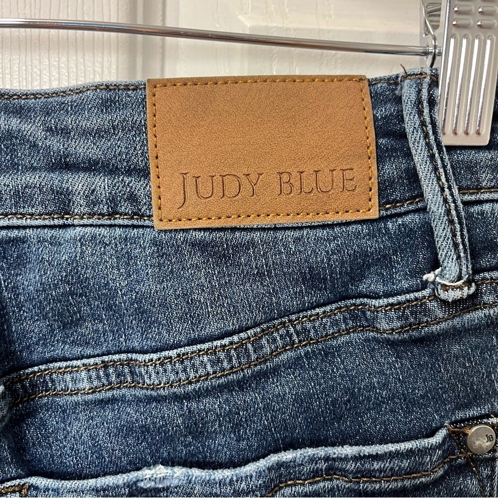 Judy Blue Dark wash Women Distressed Skinny Jeans High rise Stretchy size 16W - Picture 8 of 16